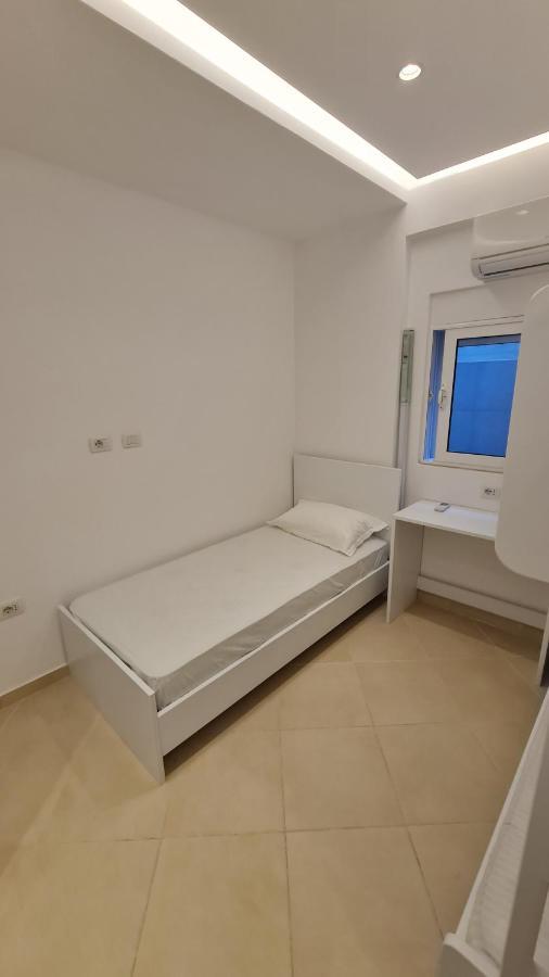 Sea And City View Apartment Saranda Kültér fotó