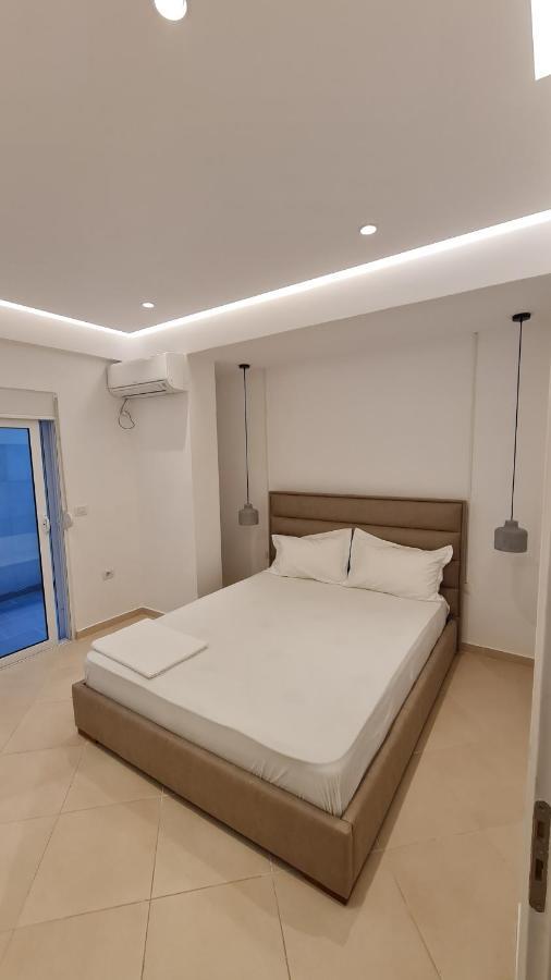 Sea And City View Apartment Saranda Kültér fotó
