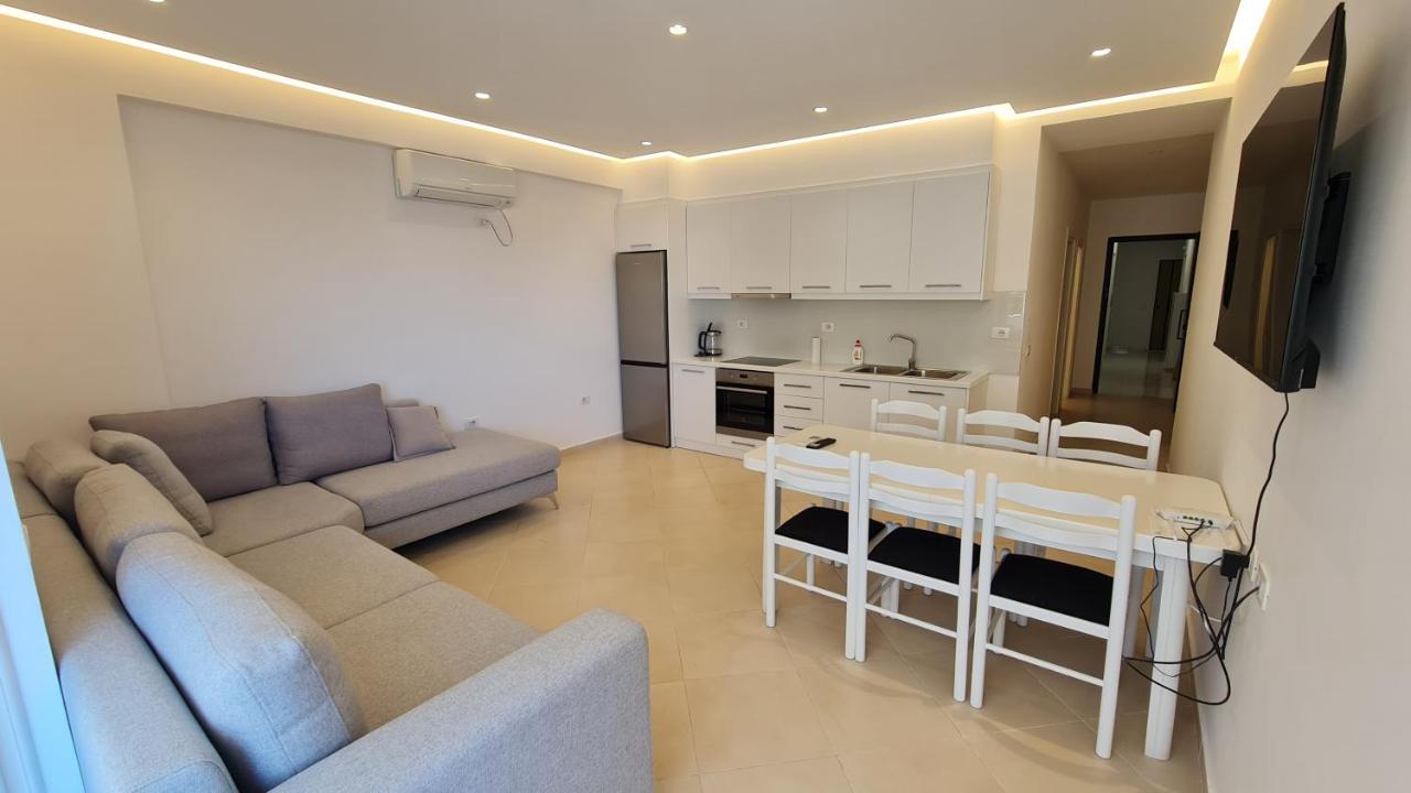 Sea And City View Apartment Saranda Kültér fotó