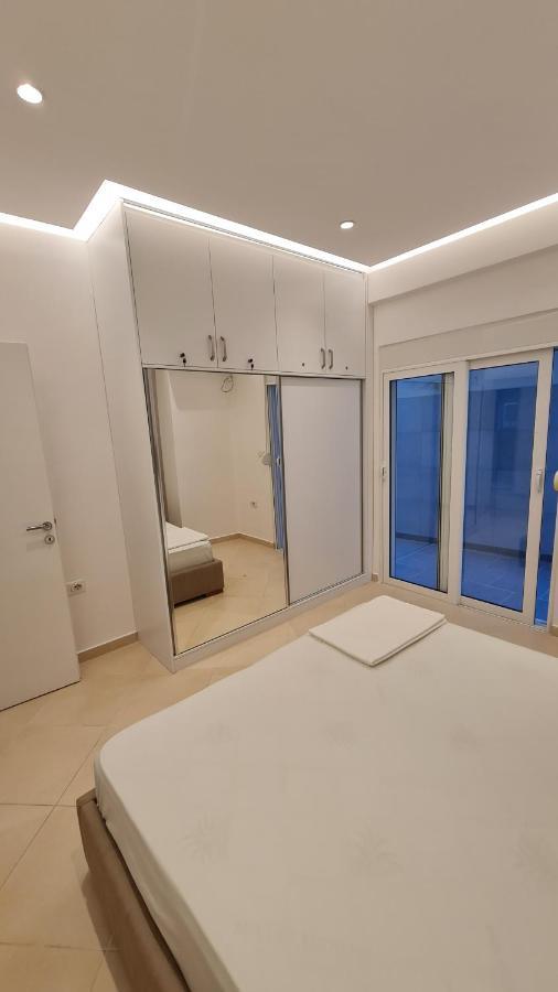 Sea And City View Apartment Saranda Kültér fotó